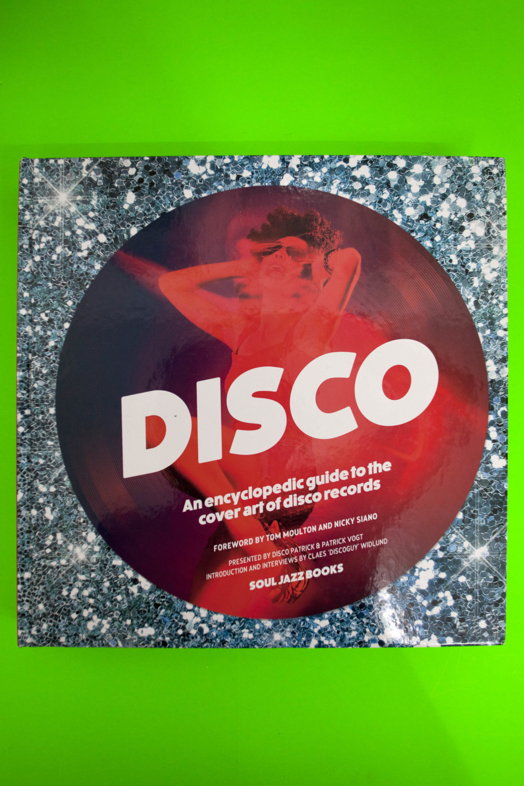 Disco. An encyclopedic guide to the cover art of disco records